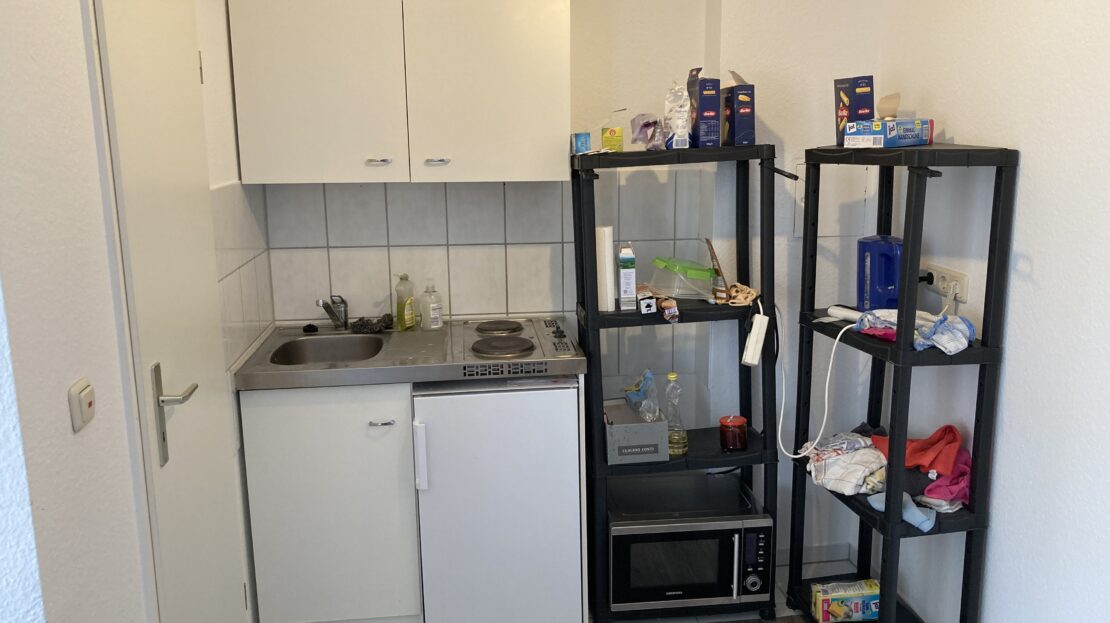 Ruhiges Appartment- und um die Ecke spielt das pralle Leben ! - Foto 4