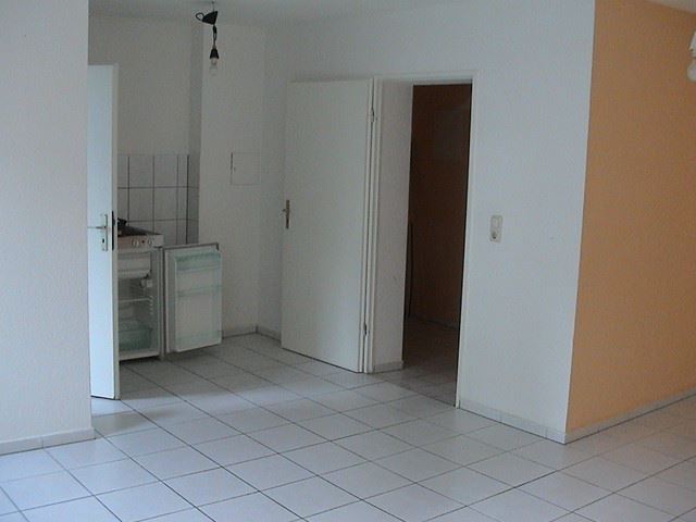 Ruhiges Appartment- und um die Ecke spielt das pralle Leben ! - Foto 2