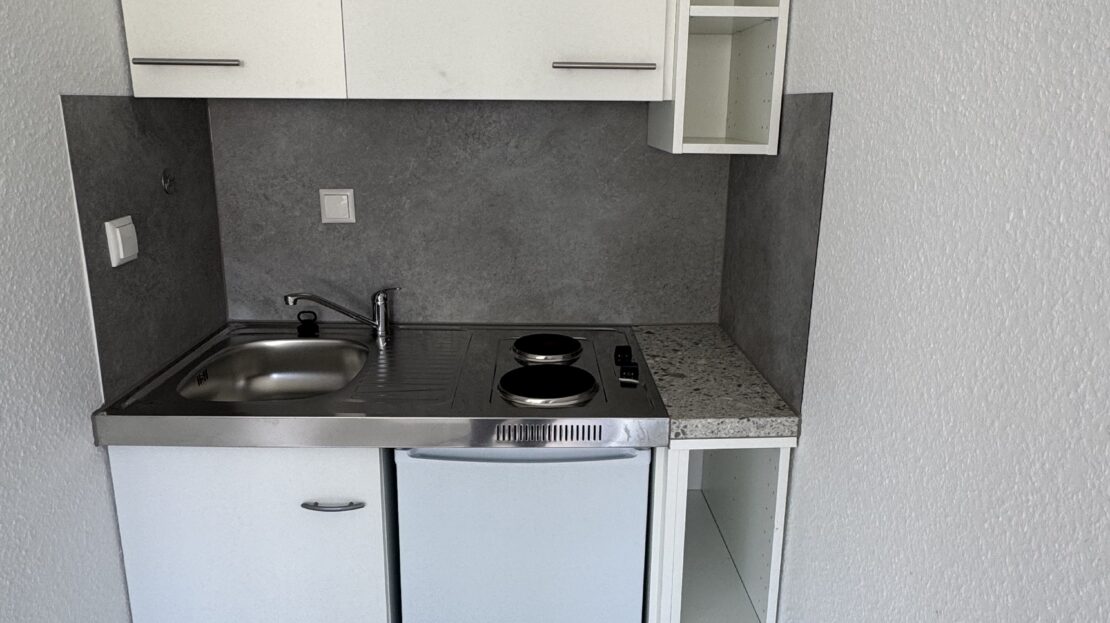 Gemütliches Apartment mit Aufzug in einem modernen MFH in Laufnähe zur Innenstadt - Photo 4