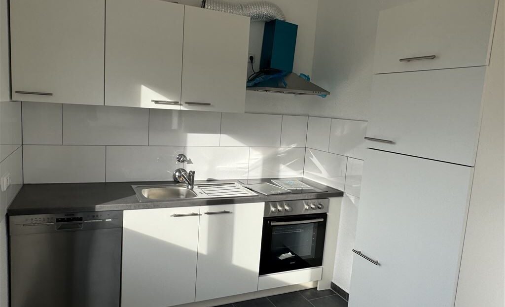 Helle Dachgeschosswohnung mit Dachterrasse und Aufzug im Stilaltbau in Laufnähe zur Innenstadt - Foto 3